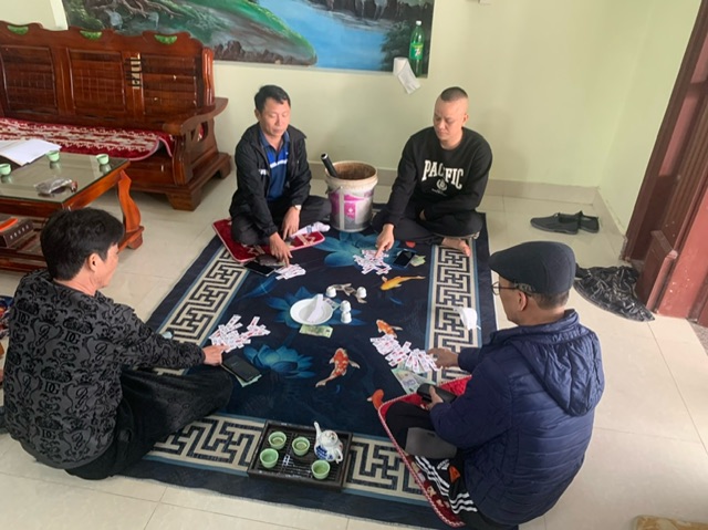 CQ CSĐT Công an quận Đồ Sơn: Khởi tố 4 đối tượng về tội đánh bạc